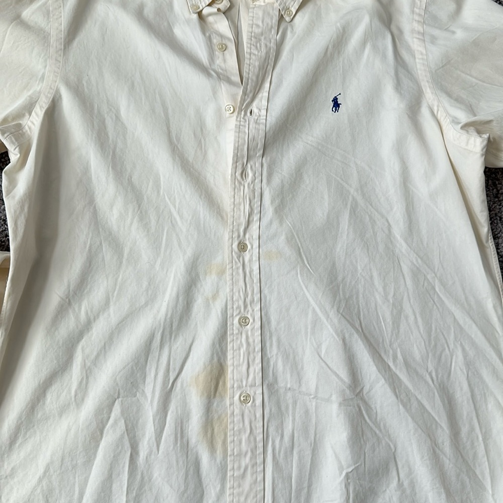 Ralph Lauren button up size large. Has stains as shown in pic